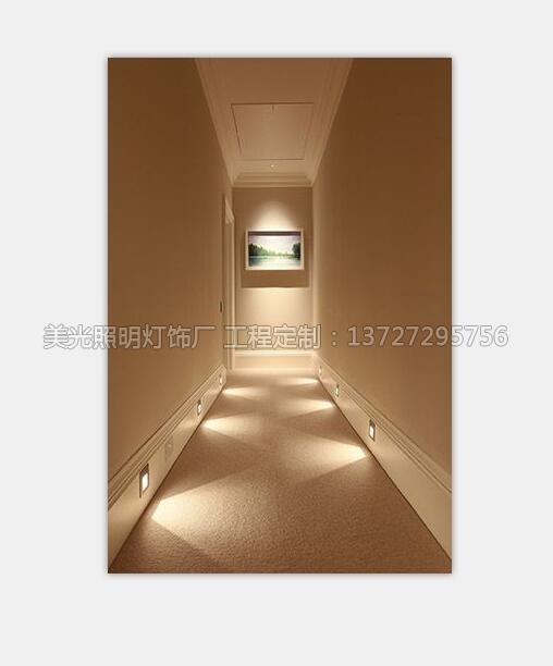 人体感应地脚灯图片